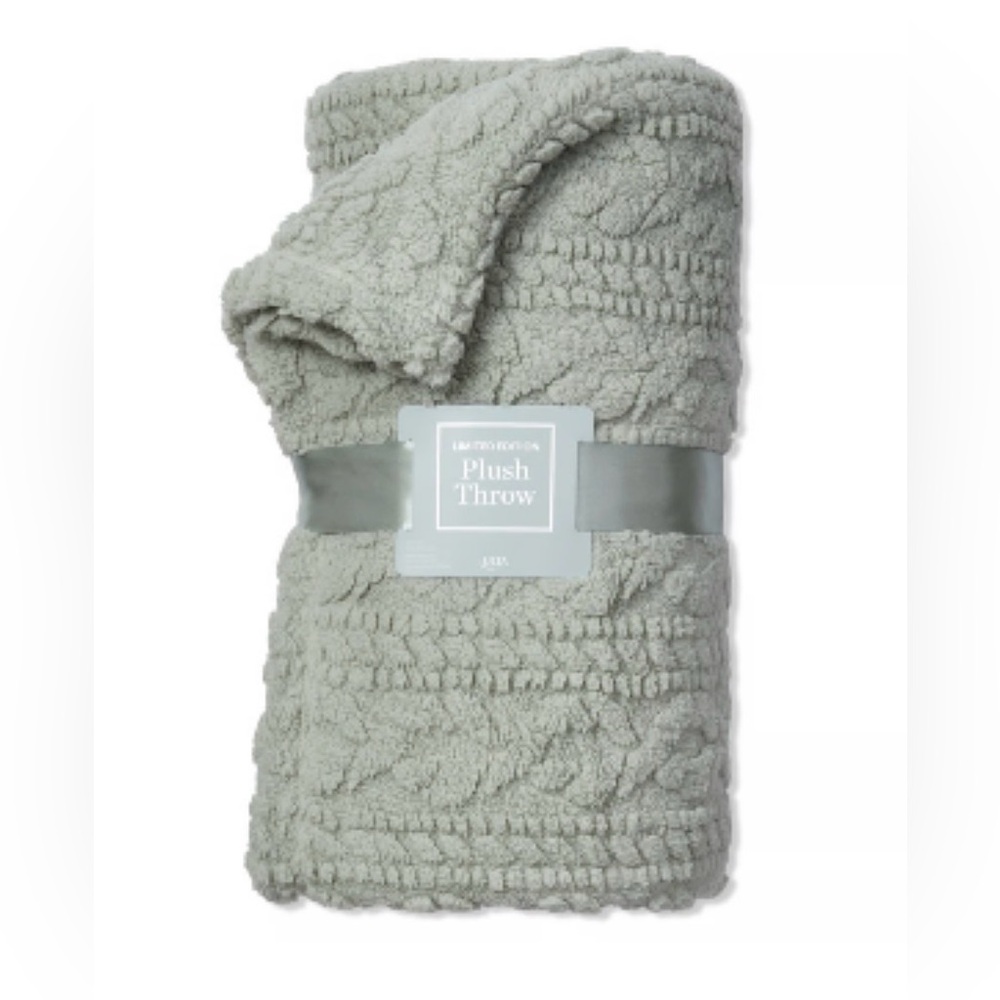 Ulta Sage Green Plush Throw Blanket, Limited Edition 50x60